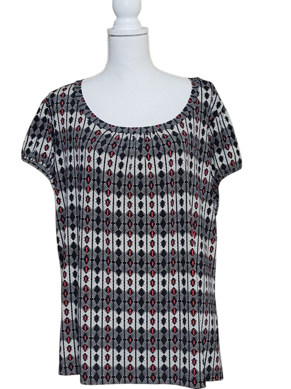 Worthington Liz Beth Plus Size Blouse Geometric Red Black White Print